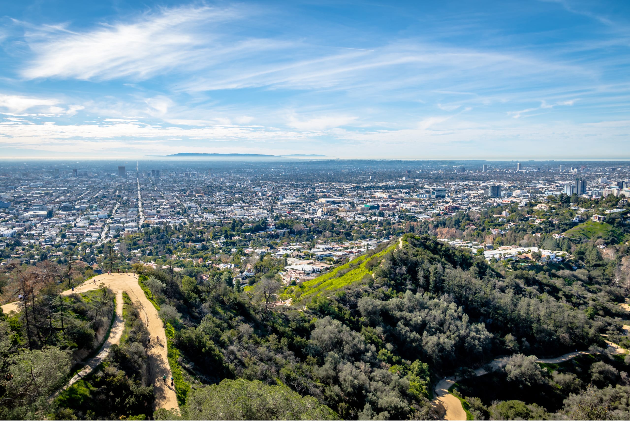 Picture of Pasadena, CA skyline.