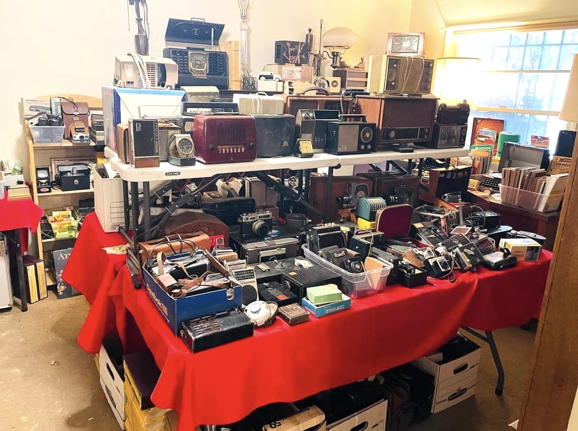 Staging an estate sale by Grasons Prestige Pasadena.